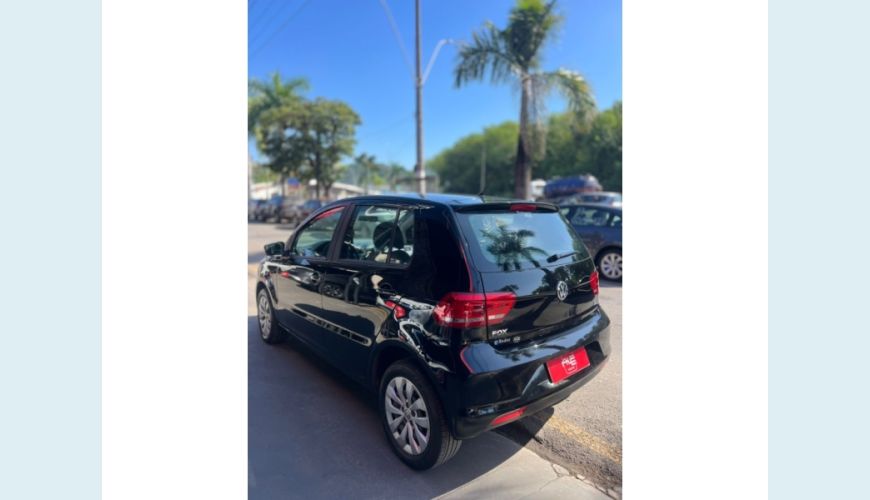 VOLKSWAGEN FOX FLEX MANUAL 4P - PRETO - 2018 Foto 6 (Grande)