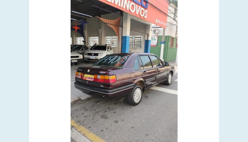 VOLKSWAGEN SANTANA FLEX MANUAL 2P - VERMELHO - 1993 Foto 6 (Grande)