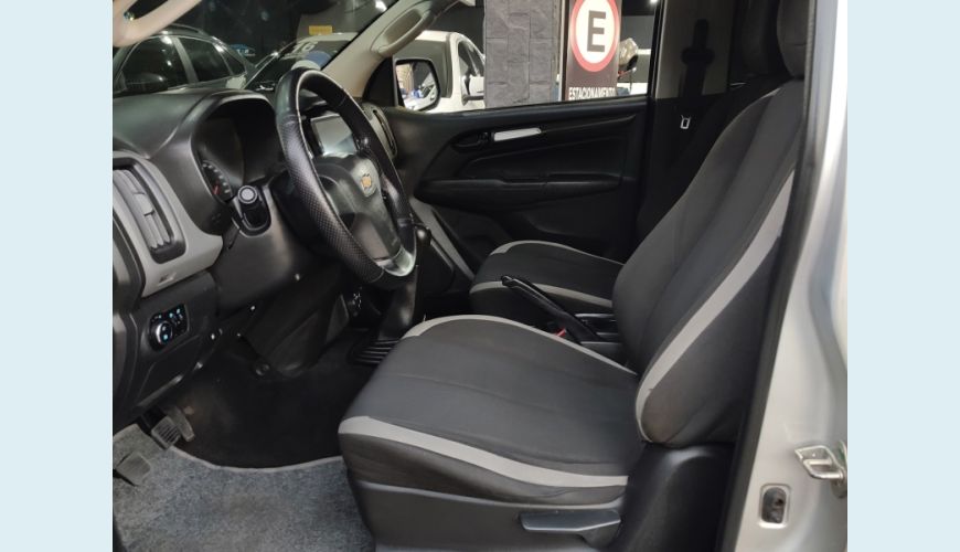 CHEVROLET S-10 DIESEL MANUAL 4P - PRATA - 2022 Foto 6 (Grande)