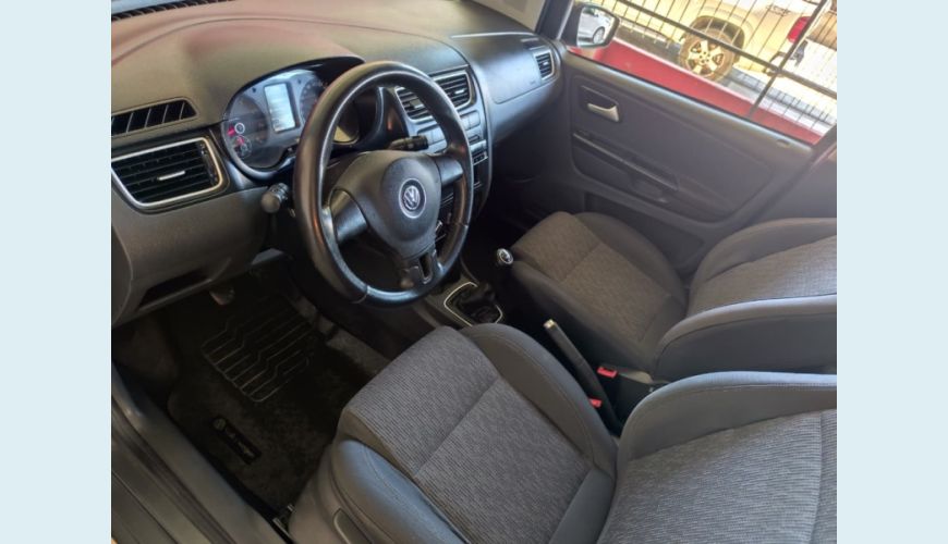 VOLKSWAGEN VOLKSWAGEN SPACEFOX FLEX MANUAL 4P - CINZA - 2013 Foto 6 (Grande)
