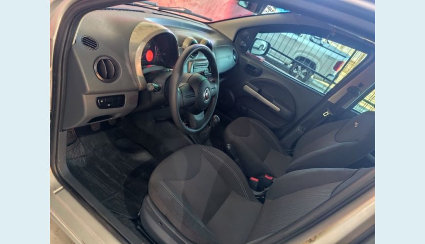 FIAT UNO FLEX MANUAL 4P - PRATA - 2014 Foto 6 (Grande)