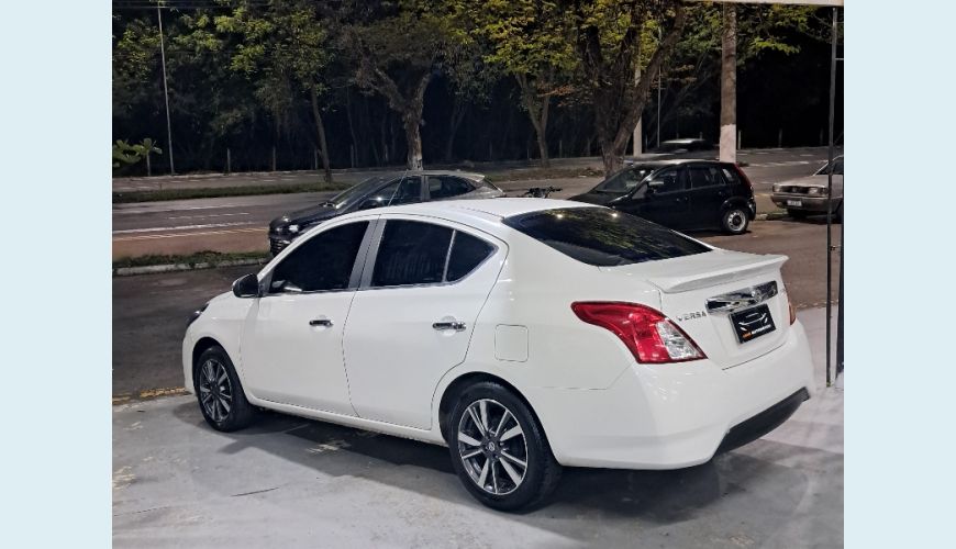 NISSAN NISSAN VERSA SL 1.6 16V FLEX AUT. 4P - BRANCO - 2020 Foto 6 (Grande)