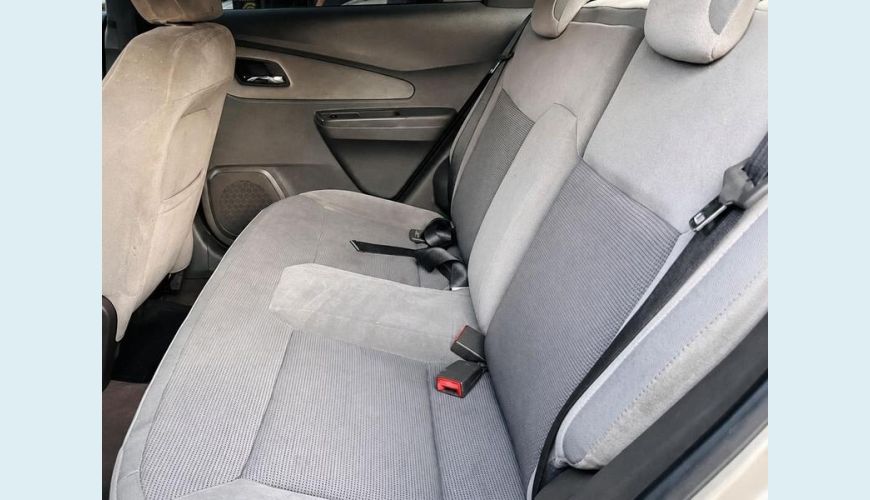 CHEVROLET COBALT LTZ 1.8 MPFI FLEX MANUAL 4P - BEGE - 2014 Foto 6 (Grande)