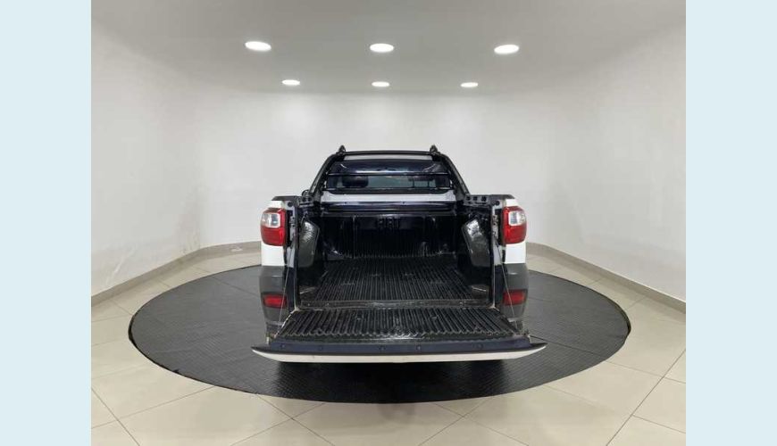 FIAT STRADA HARD WORKING CS 1.4 FLEX MANUAL 2P - BRANCO - 2018 Foto 6 (Grande)