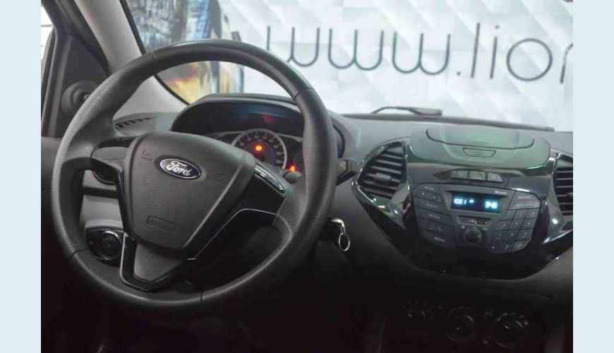 FORD KA SEDAN SE 1.5 16V (FLEX) - PRATA - 2017 Foto 6 (Grande)