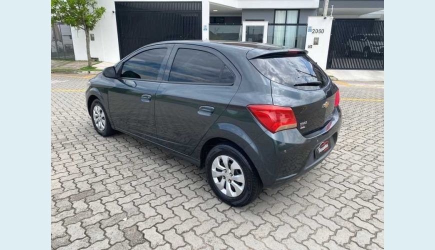 CHEVROLET CHEVROLET ONIX LT 1.0 FLEX MANUAL 4P - CINZA - 2018 Foto 6 (Grande)