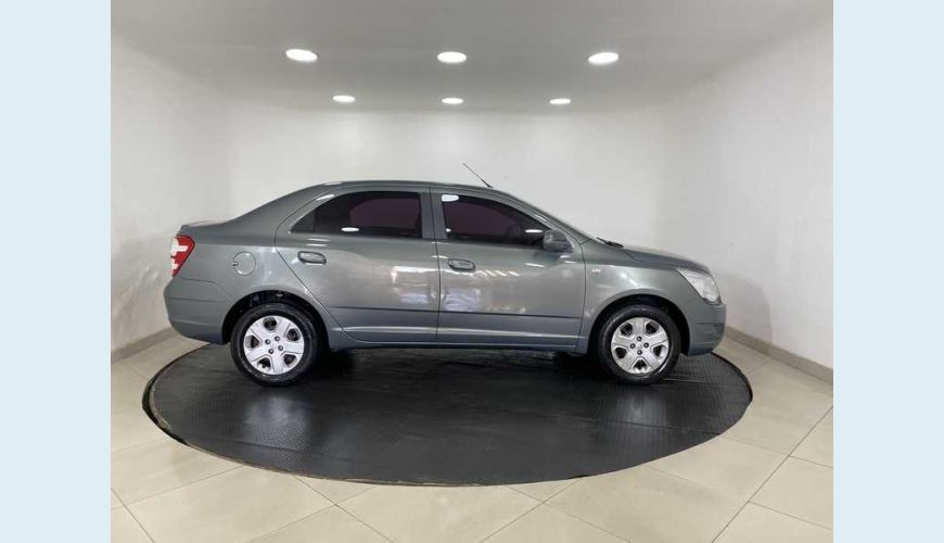 CHEVROLET CHEVROLET COBALT LT 1.8 8V FLEX MANUAL 4P - CINZA - 2013 Foto 6 (Grande)