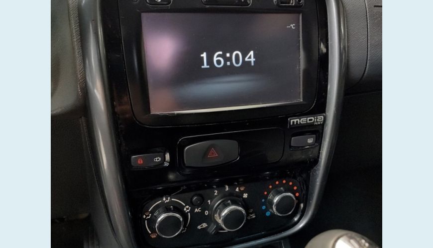 RENAULT DUSTER FLEX MANUAL 4P - BRANCO - 2014 Foto 6 (Grande)