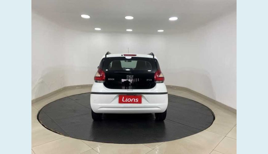 FIAT FIAT MOBI FIREFLY DRIVE 1.0 FLEX MANUAL 4P - BRANCO - 2017 Foto 6 (Grande)