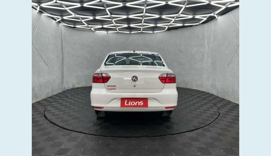 VOLKSWAGEN VOLKSWAGEN VOYAGE 1.0 MPI FLEX MANUAL 4P - BRANCO - 2023 Foto 6 (Grande)