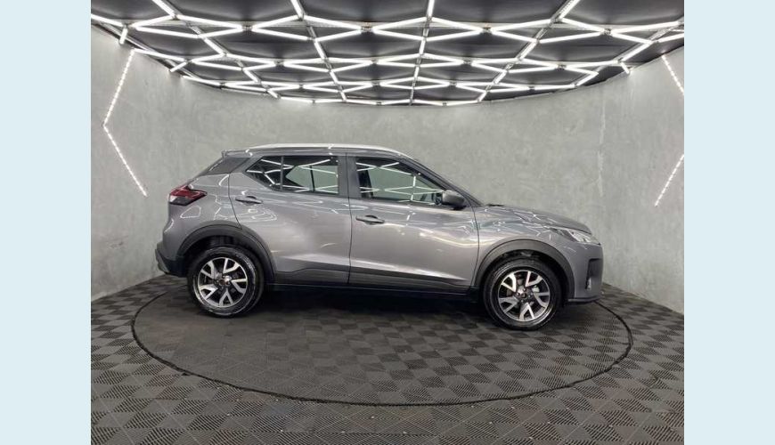 NISSAN KICKS SENSE 1.6 FLEX AUT. - CINZA - 2022 Foto 6 (Grande)