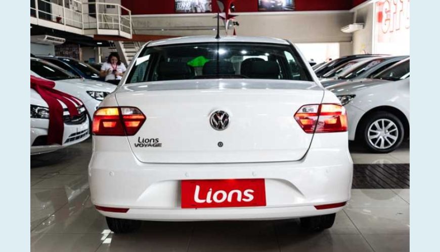 VOLKSWAGEN VOYAGE 1.6 MSI 8V FLEX MANUAL 4P - BRANCO - 2019 Foto 6 (Grande)