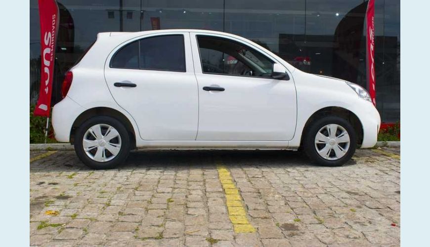 NISSAN MARCH S 1.0 12V FLEX MANUAL 4P - BRANCO - 2019 Foto 6 (Grande)