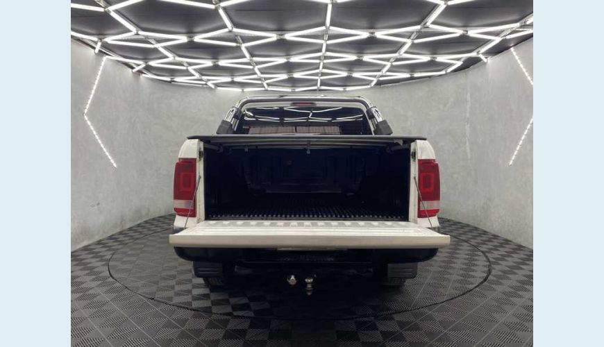VOLKSWAGEN AMAROK S 2.0 TDI DIESEL MANUAL 4P - BRANCO - 2017 Foto 6 (Grande)