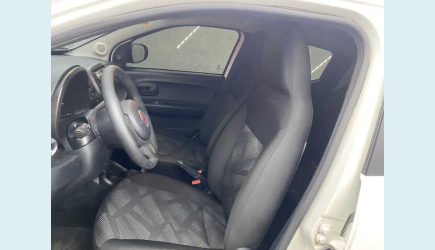 FIAT MOBI LIKE 1.0 FLEX MANUAL 4P - BRANCO - 2020 Foto 6 (Grande)