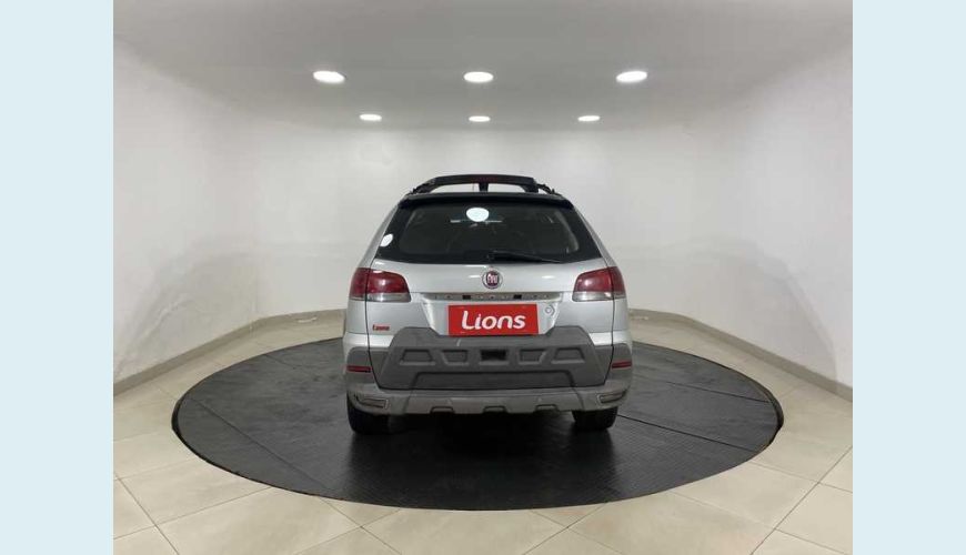 FIAT FIAT PALIO WEEKEND ADVENTURE LOCKER 1.8 8V FLEX MANUAL 4P - PRATA - 2018 Foto 6 (Grande)