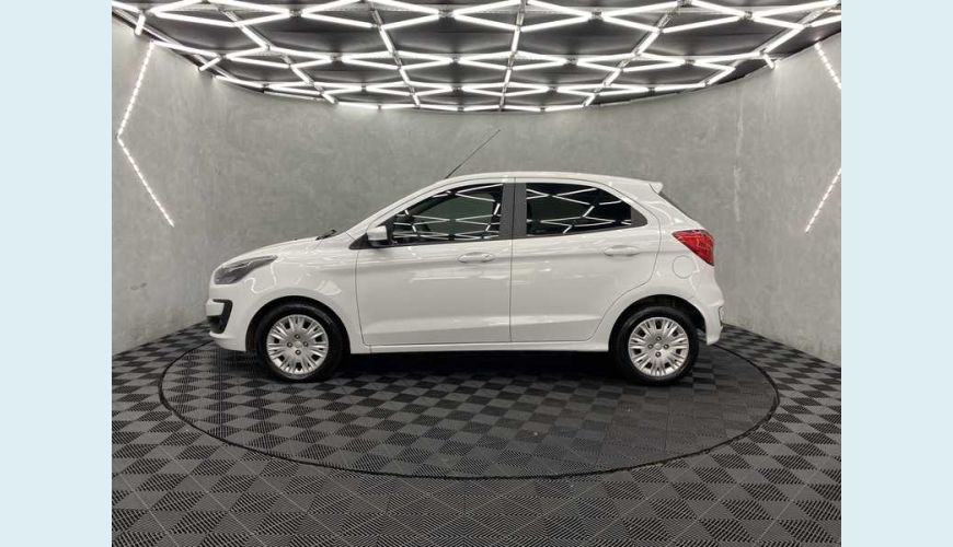 CHEVROLET ONIX LT 1.0 TURBO FLEX MANUAL 4P - BRANCO - 2024 Foto 6 (Grande)
