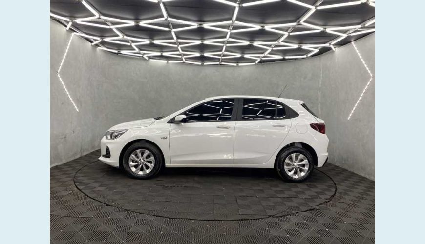 CHEVROLET ONIX LT 1.0 TURBO FLEX MANUAL 4P - BRANCO - 2023 Foto 6 (Grande)