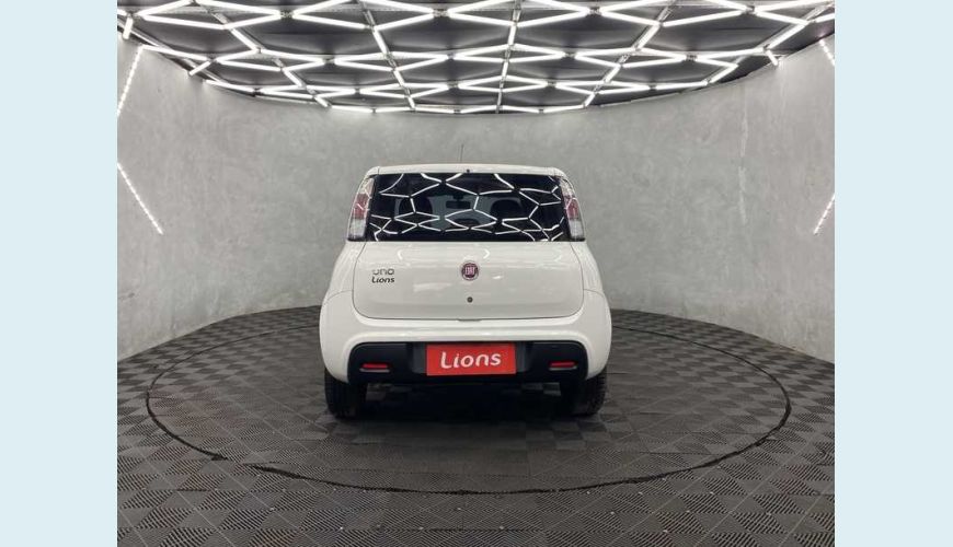 FIAT UNO ATTRACTIVE 1.0 FLEX MANUAL 4P - BRANCO - 2021 Foto 6 (Grande)