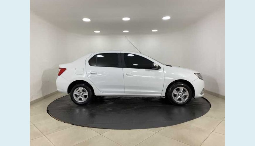 RENAULT LOGAN DYNAMIQUE 1.6 8V FLEX MANUAL 4P - BRANCO - 2015 Foto 6 (Grande)