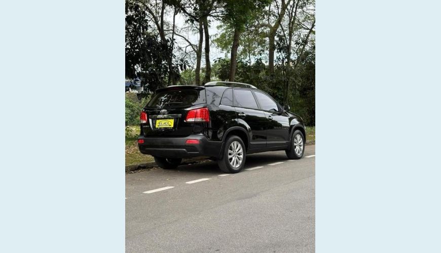KIA SORENTO EX2 2.4G25 - PRETO - 2011 Foto 6 (Grande)