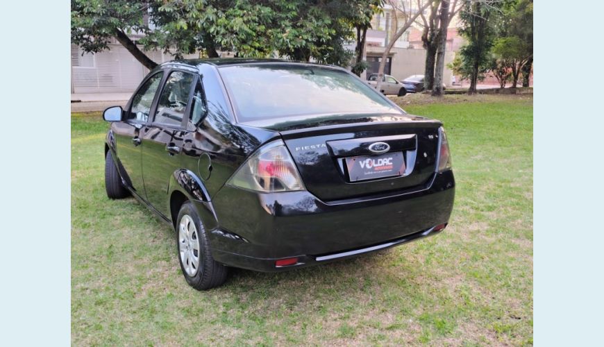 FORD FIESTA - PRETO - 2014 Foto 6 (Grande)