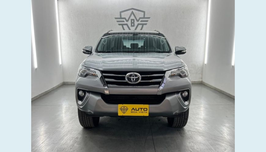 TOYOTA HILUX SW4 - PRATA - 2016 Foto 6 (Grande)