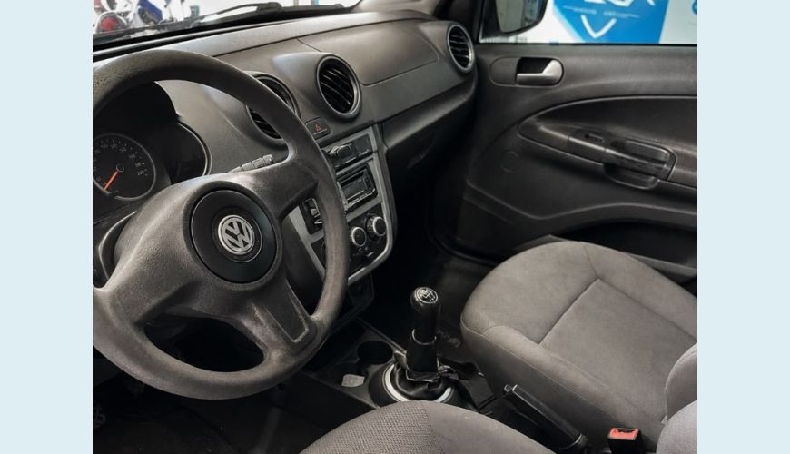VOLKSWAGEN GOL 1.0 TREND/ POWER 8V 4P - CINZA - 2010 Foto 6 (Grande)