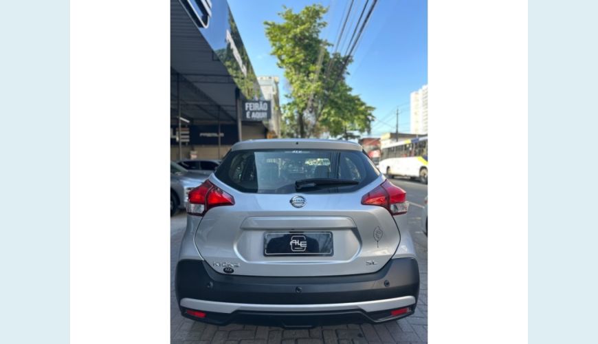 NISSAN KICKS - PRATA - 2017 Foto 6 (Grande)