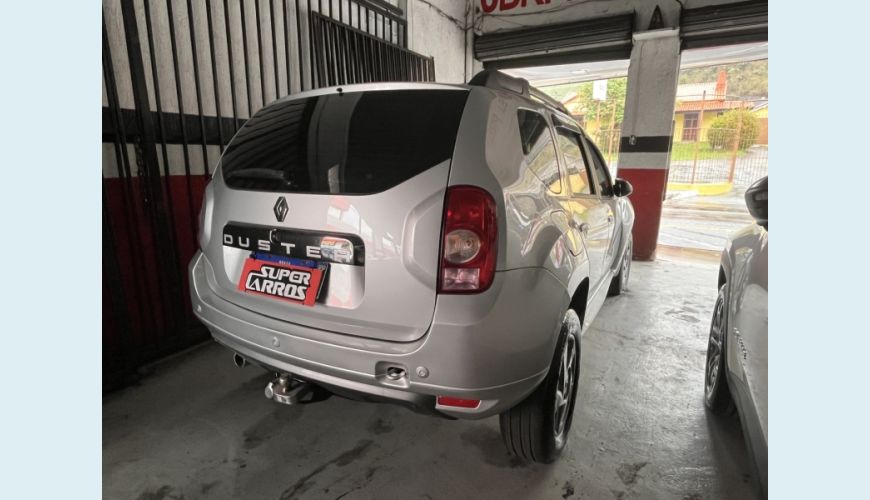 RENAULT DUSTER - PRATA - 2015 Foto 6 (Grande)
