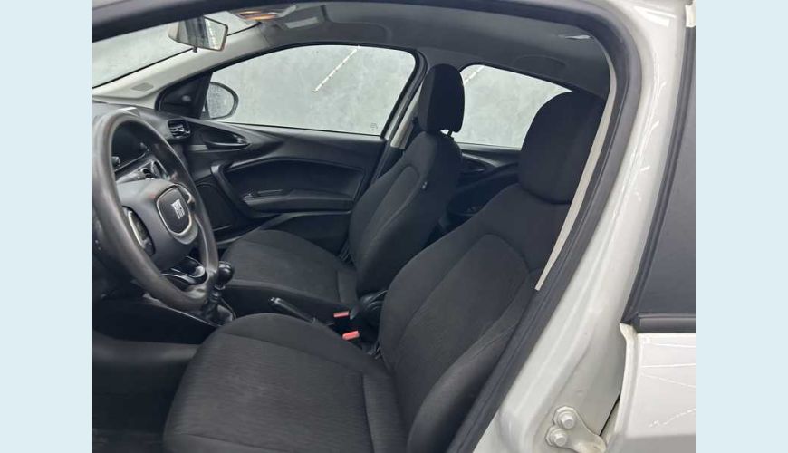 FIAT CRONOS DRIVE 1.0 (FLEX) MT - BRANCO - 2023 Foto 6 (Grande)
