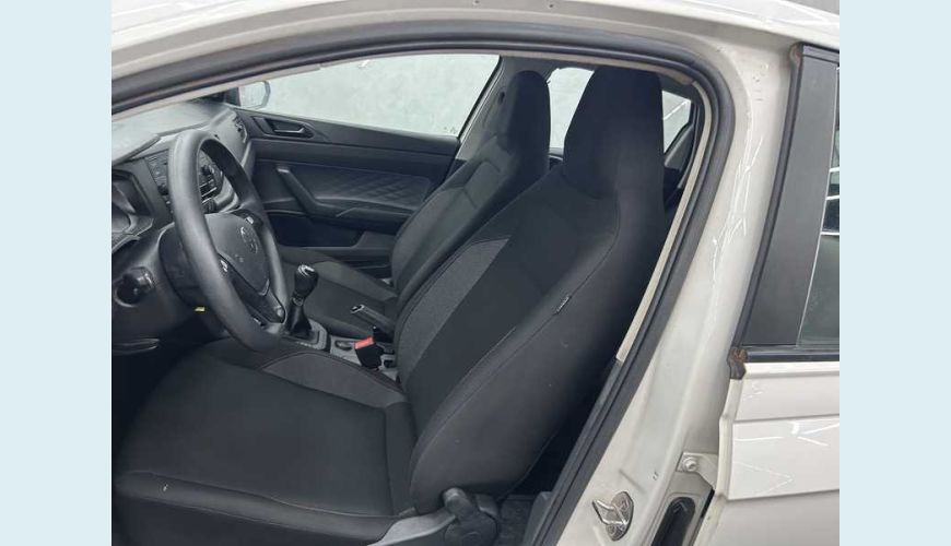VOLKSWAGEN POLO TRACK 1.0 FLEX 12V 5P - BRANCO - 2024 Foto 6 (Grande)