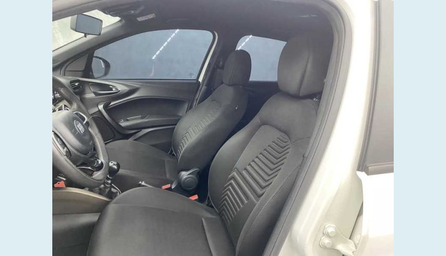FIAT CRONOS DRIVE 1.3 S-DESIGN (FLEX) - BRANCO - 2022 Foto 6 (Grande)