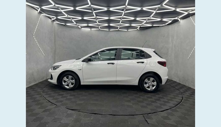 CHEVROLET ONIX 1.0 - BRANCO - 2024 Foto 6 (Grande)