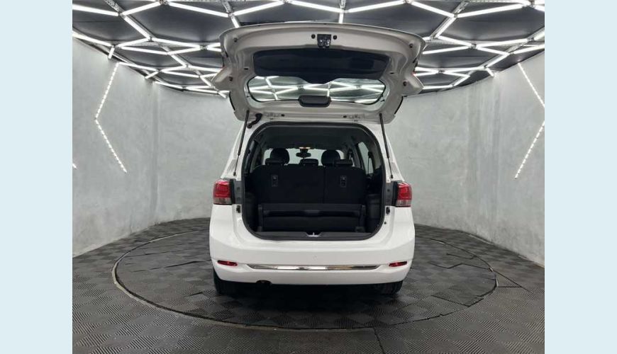 CHEVROLET SPIN PREMIER 1.8 (AUT.) - BRANCO - 2024 Foto 6 (Grande)