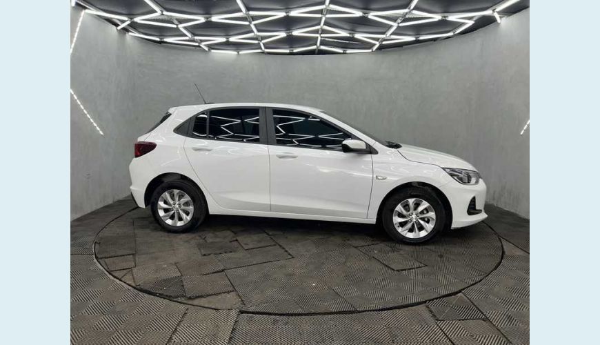 CHEVROLET ONIX LT 1.0 TURBO (AUT.) - BRANCO - 2023 Foto 6 (Grande)