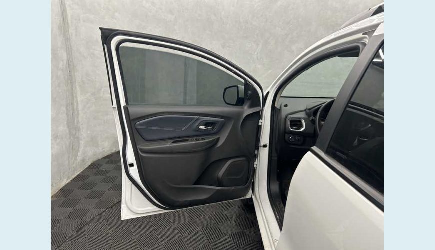 CHEVROLET SPIN PREMIER 1.8 (AUT.) - BRANCO - 2024 Foto 6 (Grande)
