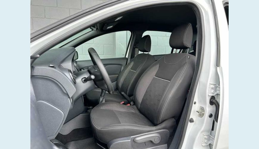 RENAULT LOGAN ZEN 1.0 - BRANCO - 2025 Foto 6 (Grande)