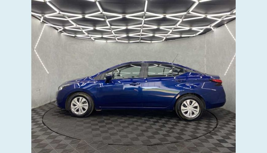 NISSAN VERSA SENSE 1.6 (FLEX) (AUT) - AZUL - 2022 Foto 6 (Grande)