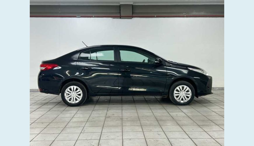 TOYOTA YARIS SEDAN XL 1.5 (FLEX) (AUT) - PRETO - 2025 Foto 6 (Grande)