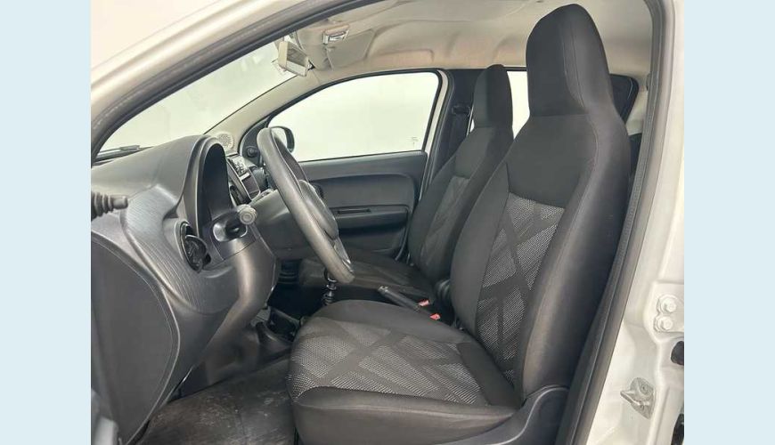 FIAT MOBI LIKE 1.0 - BRANCO - 2025 Foto 6 (Grande)