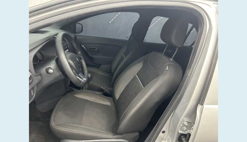 RENAULT LOGAN ZEN 1.0 - PRATA - 2024 Foto 6 (Grande)