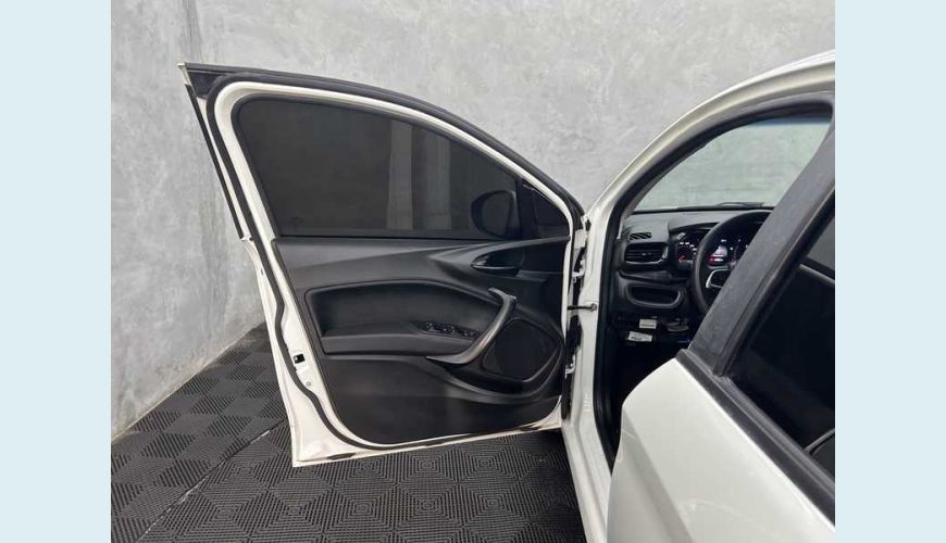 FIAT CRONOS DRIVE 1.3 S-DESIGN (FLEX) - BRANCO - 2022 Foto 6 (Grande)