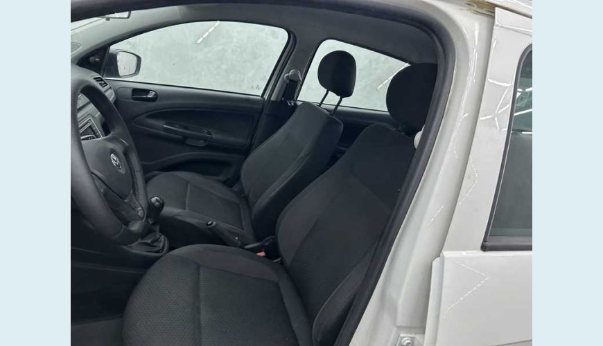 VOLKSWAGEN VOYAGE 1.0 MPI (FLEX) - BRANCO - 2023 Foto 6 (Grande)