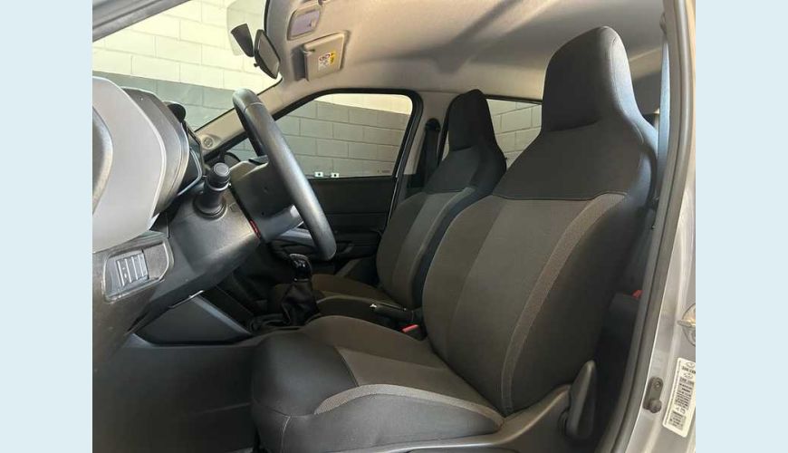 CITROËN C3 LIVE PACK 1.0 - CINZA - 2024 Foto 6 (Grande)