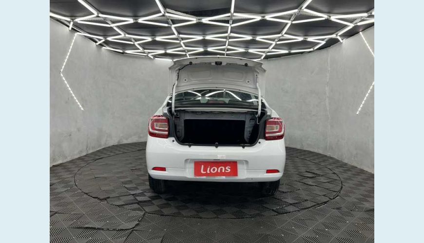 RENAULT LOGAN LIFE 1.0 12V SCE (FLEX) - BRANCO - 2023 Foto 6 (Grande)