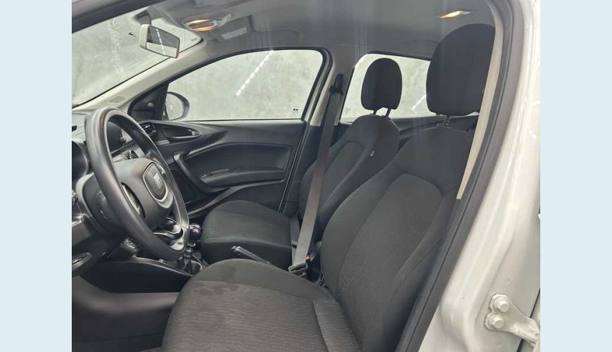 FIAT CRONOS DRIVE 1.0 (FLEX) MT - BRANCO - 2023 Foto 6 (Grande)