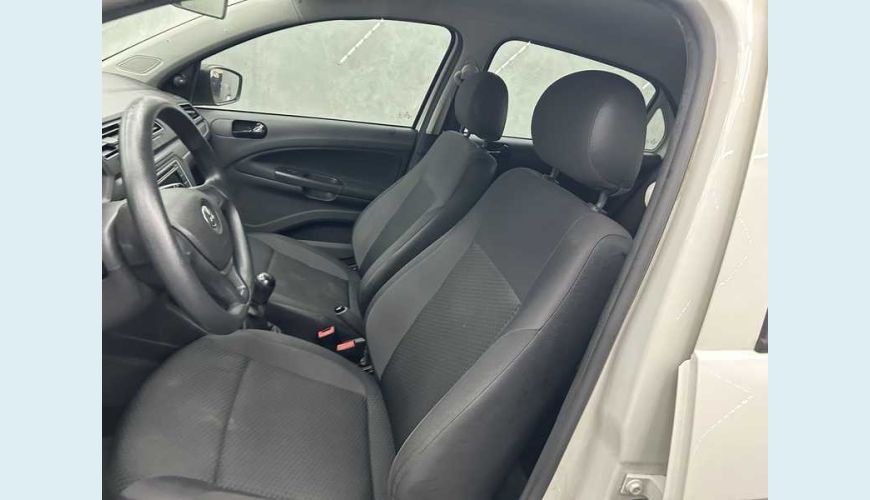 VOLKSWAGEN GOL 1.0 12V FLEX - BRANCO - 2023 Foto 6 (Grande)