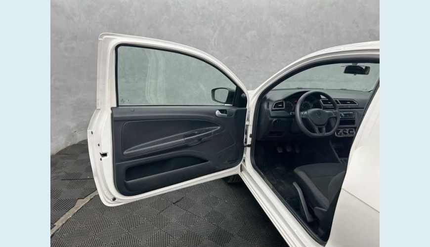 VOLKSWAGEN SAVEIRO ROBUST TOTAL FLEX 16V - BRANCO - 2025 Foto 6 (Grande)