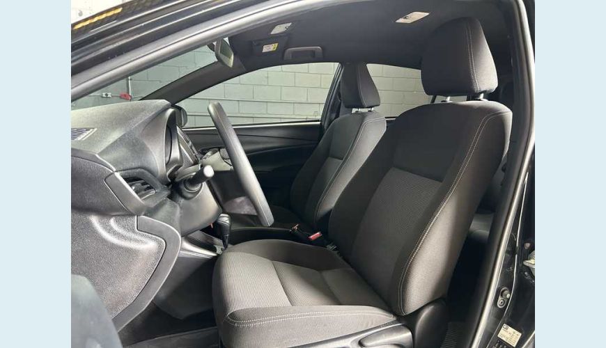 TOYOTA YARIS XL 1.5 FLEX AUT. - PRETO - 2025 Foto 6 (Grande)